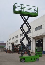Automotores bondes Scissor a capacidade de carga aérea da plataforma de funcionamento 230kg da tabela de elevador